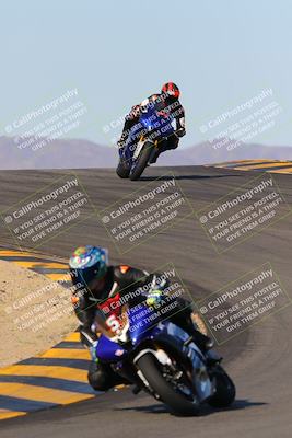 media/Dec-18-2022-SoCal Trackdays (Sun) [[8099a50955]]/Turns 9 and 10 Set 2 (1055am)/